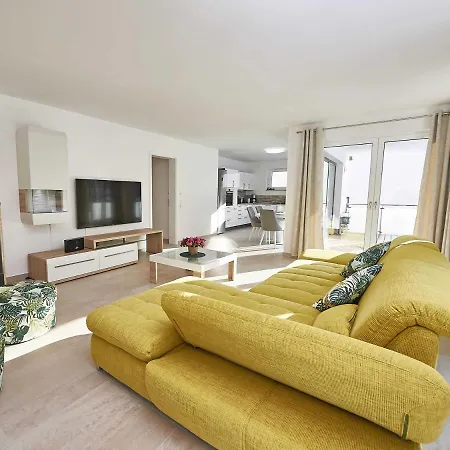 Haus Kap Arkona In - 02 Mit Kamin Und Terrasse Appartement