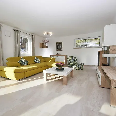 Haus Kap Arkona In - 02 Mit Kamin Und Terrasse Sellin