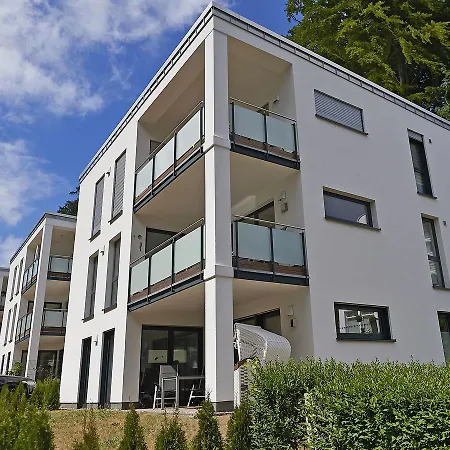 Homestay Haus Kap Arkona In - 02 Mit Kamin Und Terrasse *